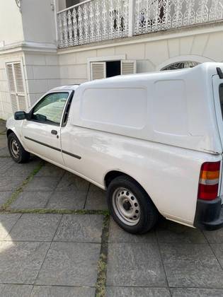 FORD COURIER 1.6 MPI L 8V FLEX 2P MANUAL FORD COURIER 1.6 MPI L 8V FLEX 2P MANUAL
